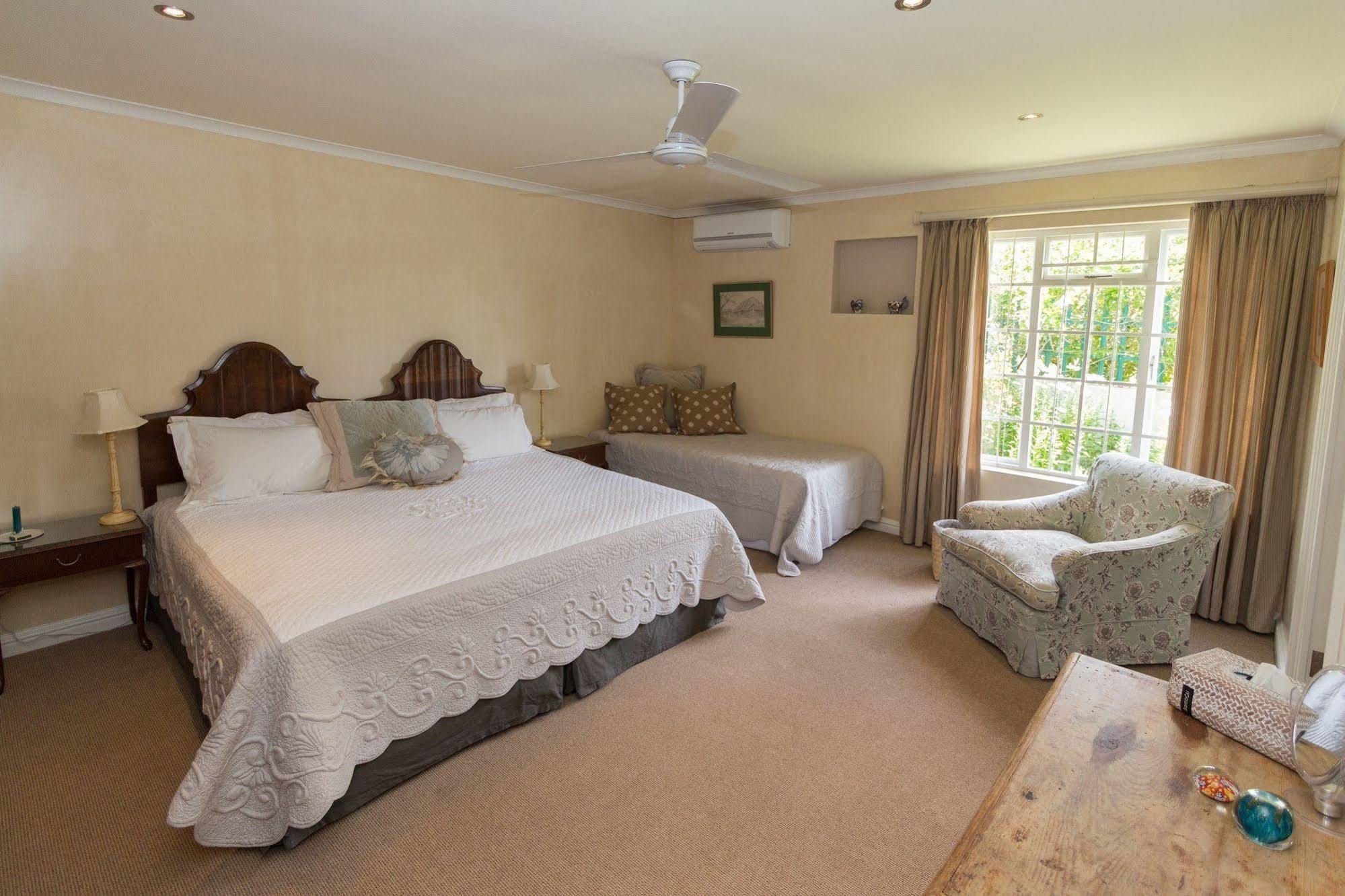 Hotel Cornerway House Plettenberg Bay Esterno foto